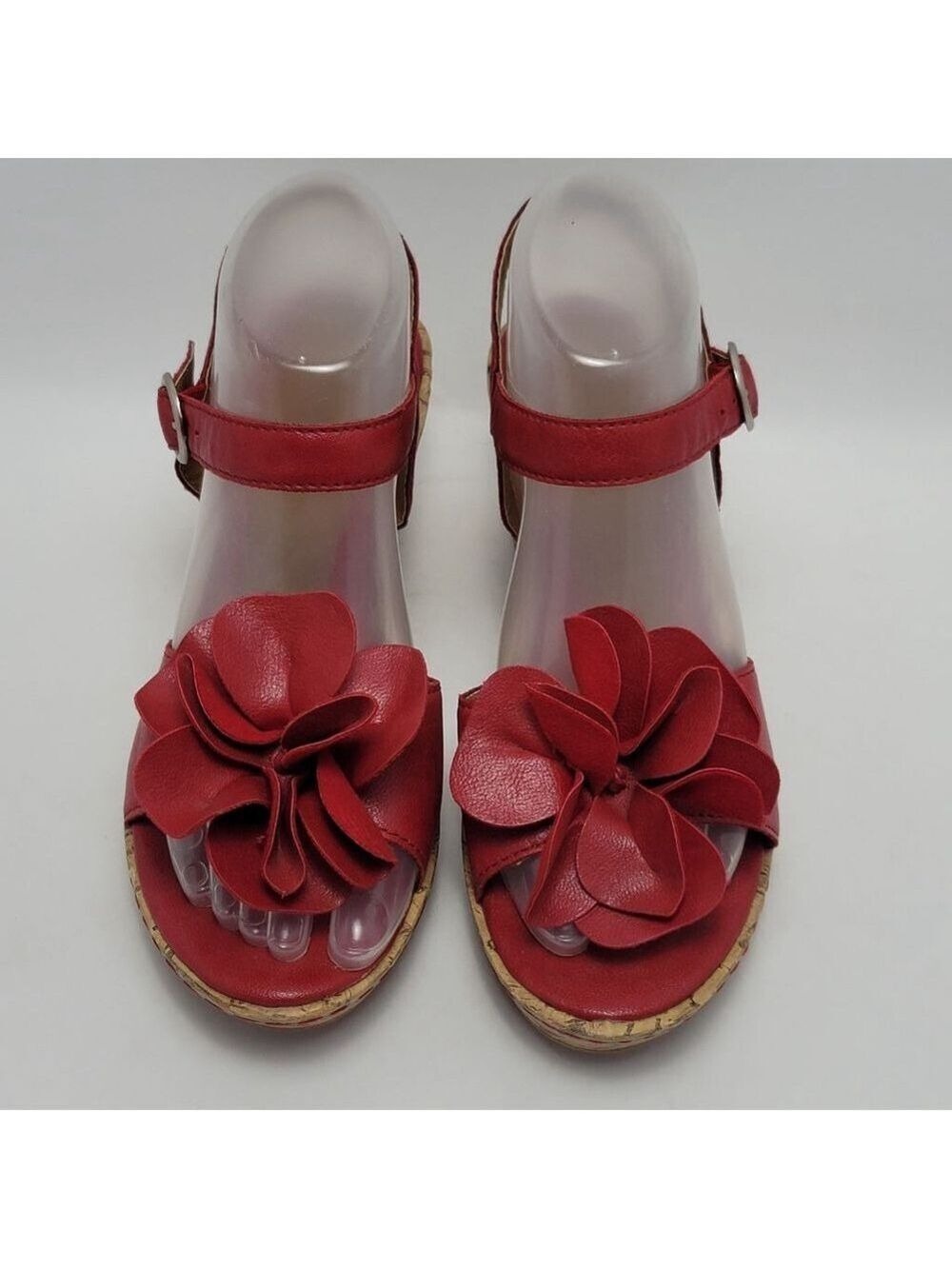 Women's Jaclyn Smith Red Faux Leather Flower Cork Wedge Sandals Size 7M - Picture 11 of 14